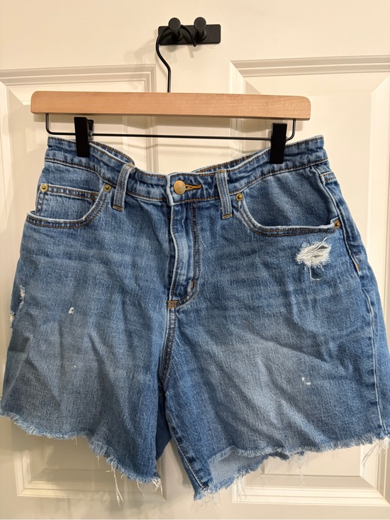 Universal Thread Pants - Univeral Thread size 8/29 Denim Cutoff Shorts w distressing. High rise.